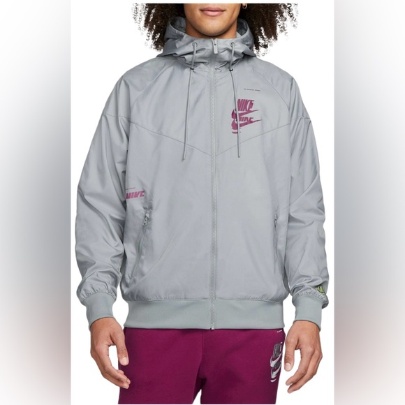 NWT SPORTSWEAR SPORT ESSENTIALS+ WOVEN WINDRUNNER JACKET - Picture 1 of 7